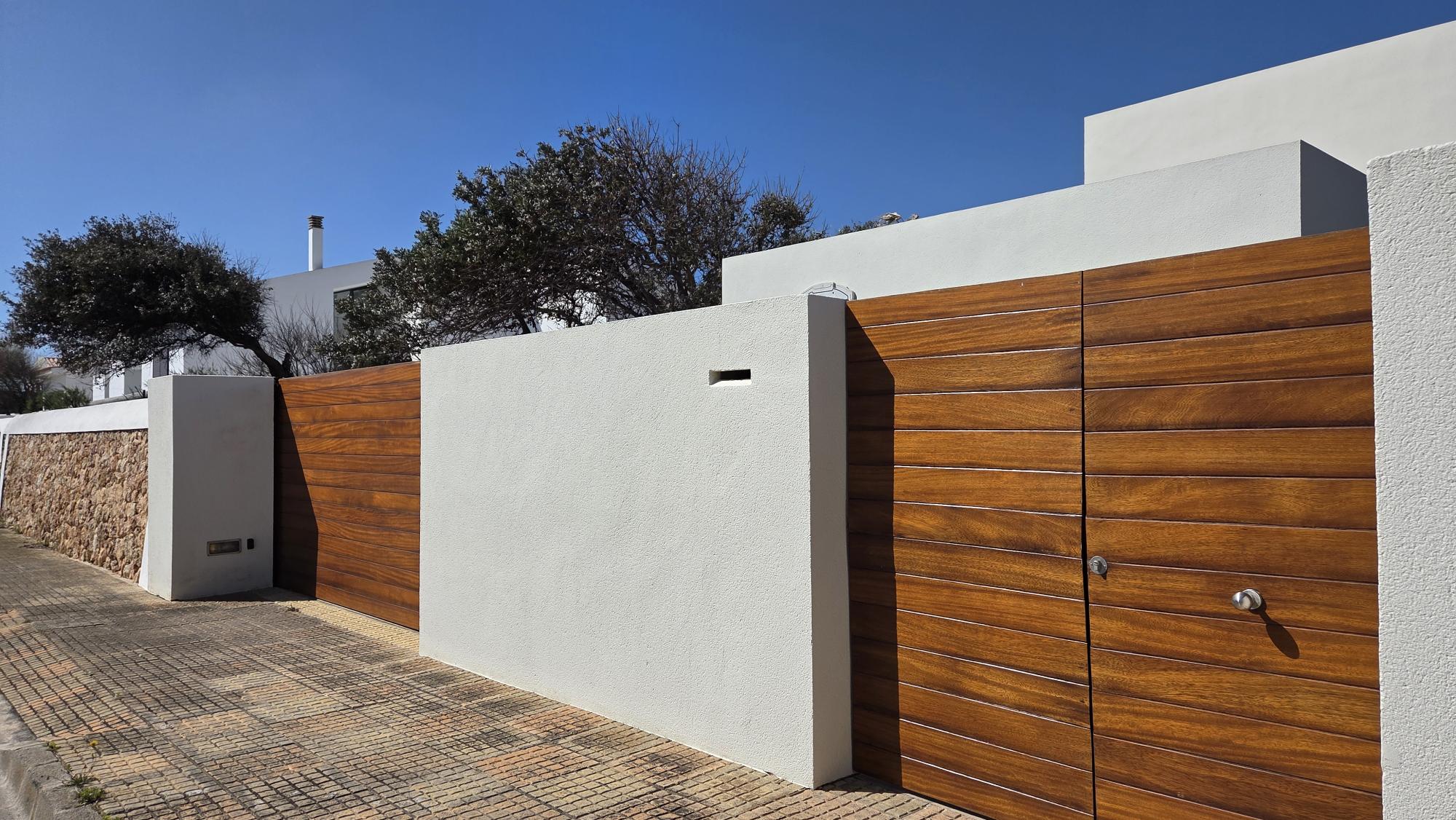 Menorca housing market showing residential property pressure and limited rental availability